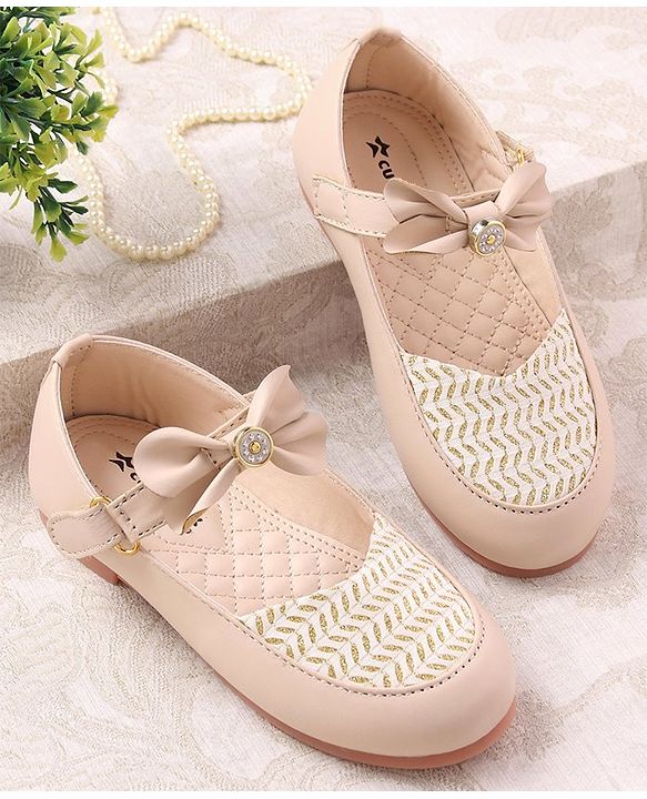 Cute Walk by Babyhug Ballerinas with Velcro Closure Bow Applique - Beige