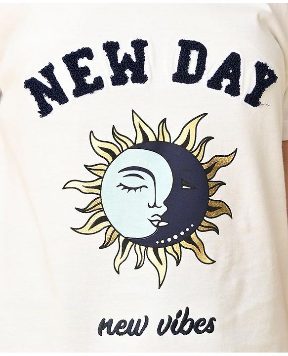 Pine Kids Cotton Knit Half Sleeves T-Shirt Sun Print - Snow White