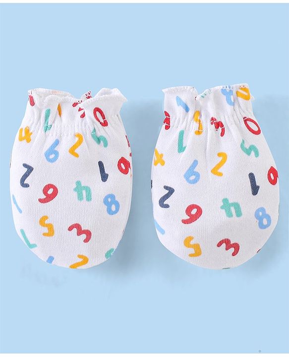 Babyhug 100% Cotton Knit Cap Mittens & Booties Number Print - Multicolour