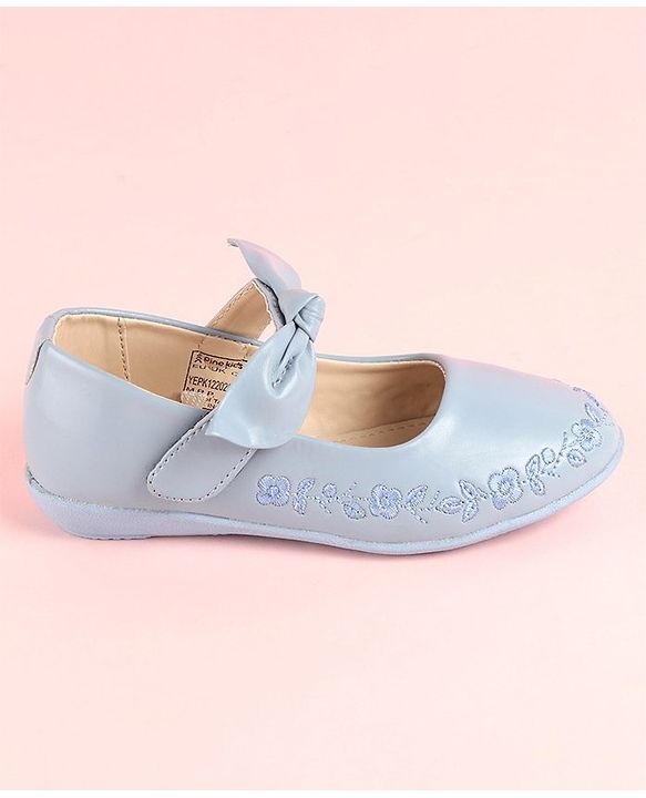 Pine Kids Party Wear Belly Shoes Bow Applique - Sky Blue