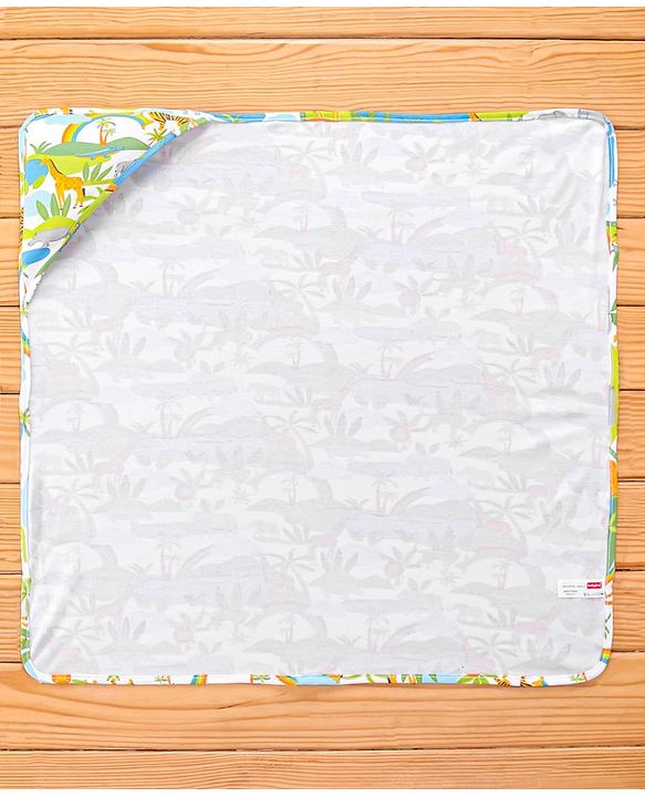 Babyhug Interlock Wrappers With Hood Animal Print L 76.2 x B 76.2 cm - Multicolour