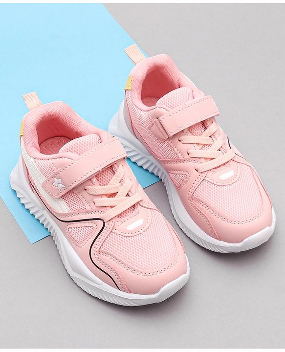 Cute Walk by Babyhug Velcro Closure Sneaker Shoes - Pink - EU 27 Pink