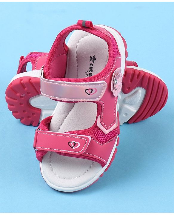 Cute Walk by Babyhug Sandals With Velcro Closure Floral Applique - Fuchsia