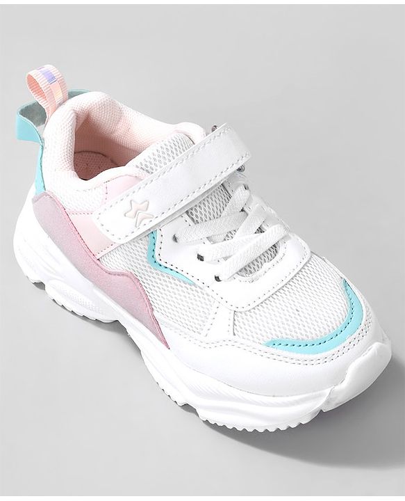 Cute Walk by Babyhug Velcro Closure Sneakers - Pink