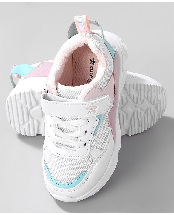 Cute Walk by Babyhug Velcro Closure Sneakers - Pink