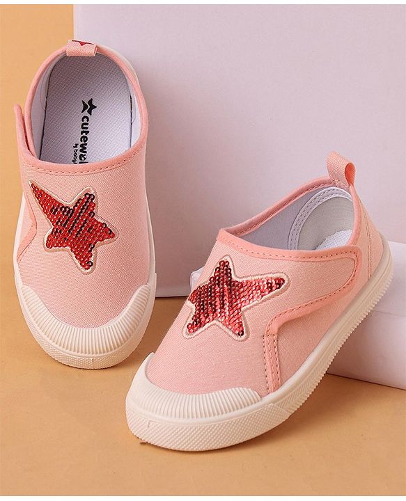 Cute Walk by Babyhug Canvas Shoes Star Design - Pink
