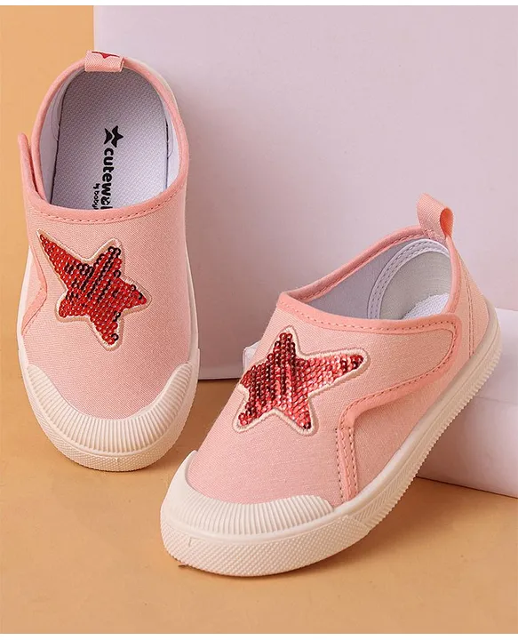 Cute walk by outlet babyhug canvas shoes