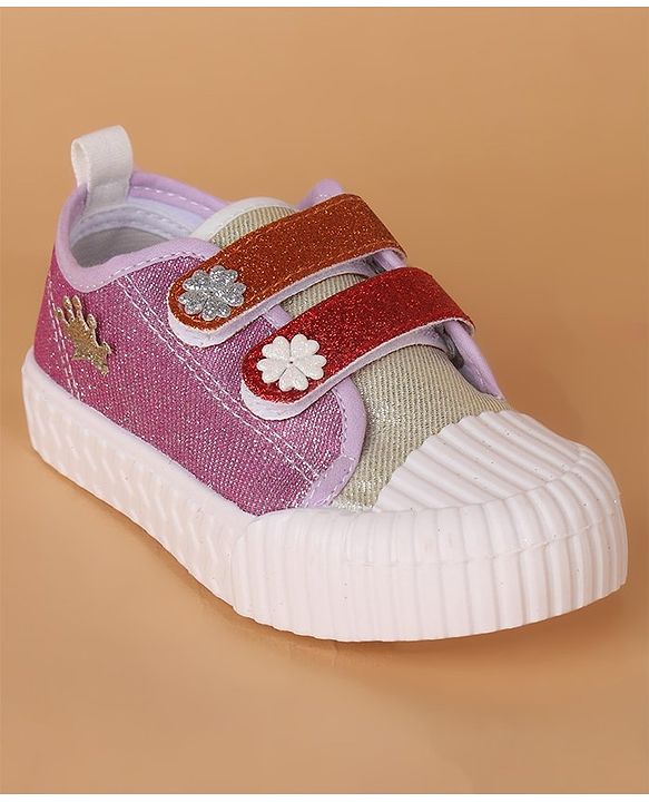 Cute Walk by Babyhug Casual Shoes Floral Patch - Purple