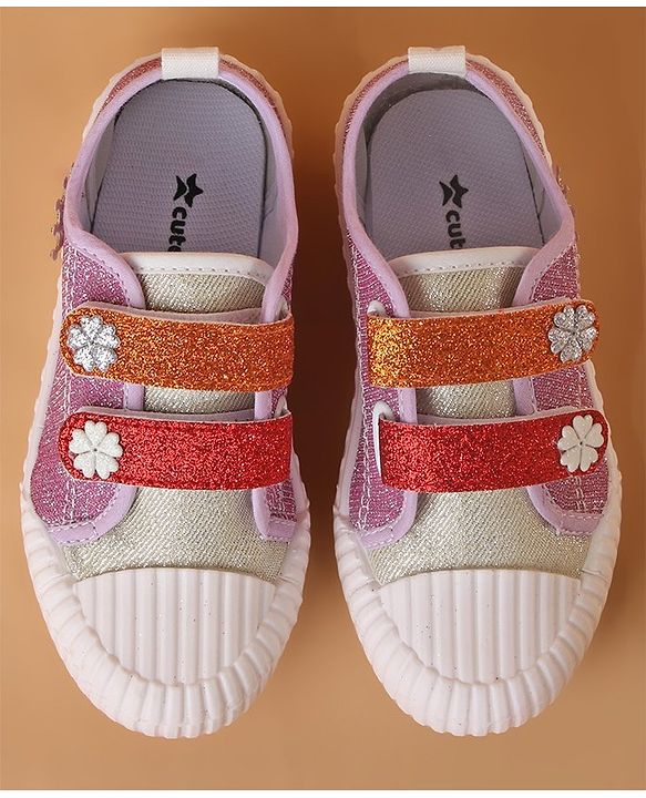 Cute Walk by Babyhug Casual Shoes Floral Patch - Purple