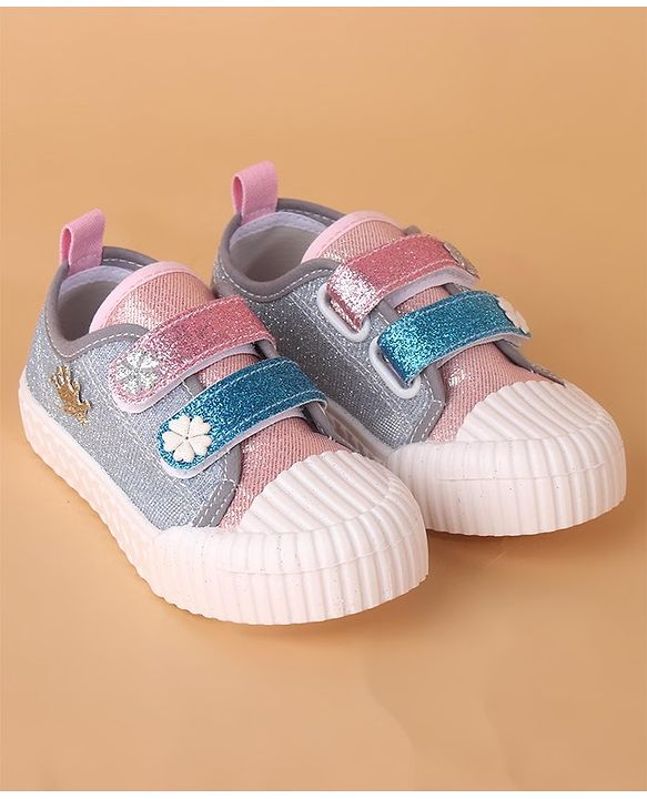 Cute Walk by Babyhug Casual Shoes Floral Patch - Purple