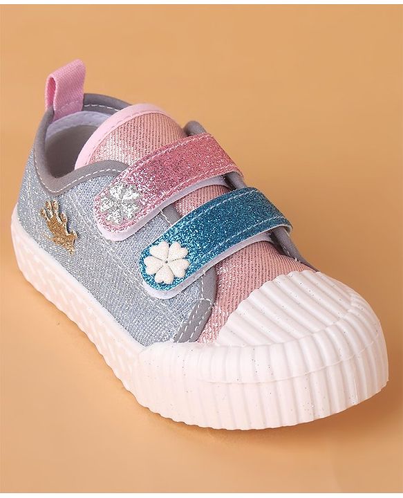 Cute Walk by Babyhug Casual Shoes Floral Patch - Purple