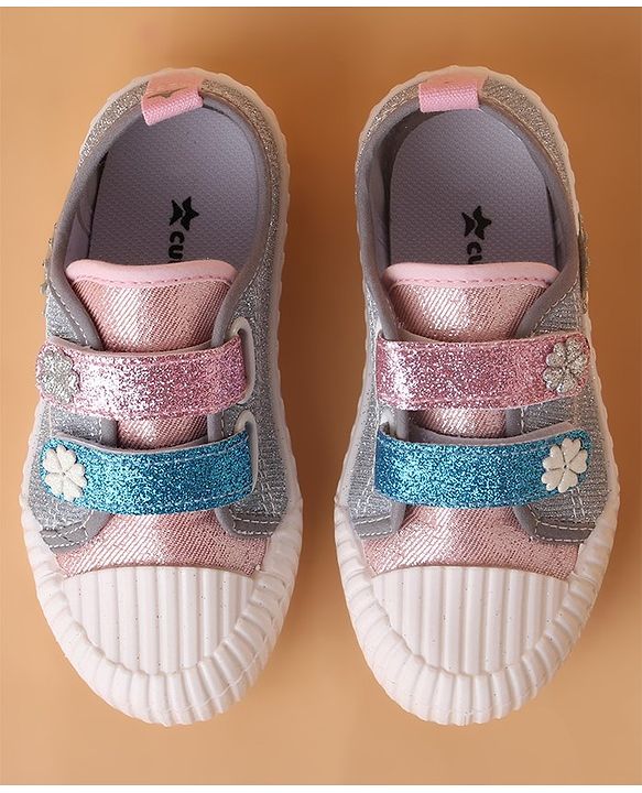 Cute Walk by Babyhug Casual Shoes Floral Patch - Purple