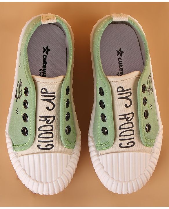 Cute Walk by Babyhug Slip On Style Canvas Casual Shoes - Green