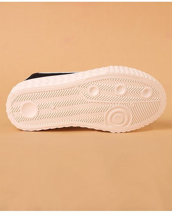 Cute Walk by Babyhug Lace Up Casual Shoes -  Black