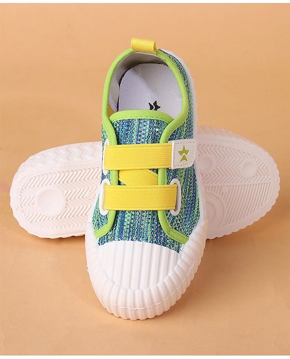 Cute Walk by Babyhug Casual Shoes With Velcro Closure - Pink