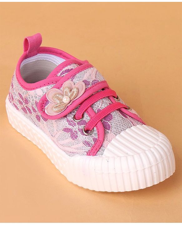 Cute Walk by Babyhug Casual Shoes Floral Applique - Pink