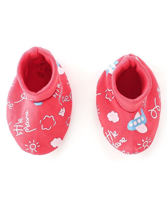 Babyhug 100% Cotton Knit Mittens & Booties Set Airplane & Text Print- Red
