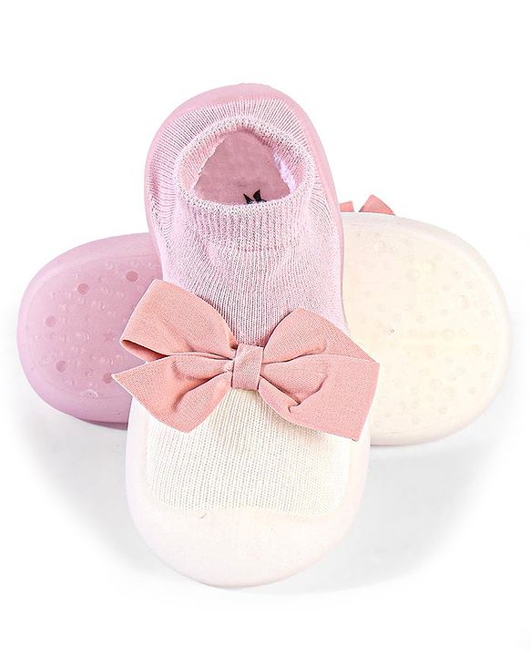 Cute Walk by Babyhug Sock Shoes with Bow- Pink
