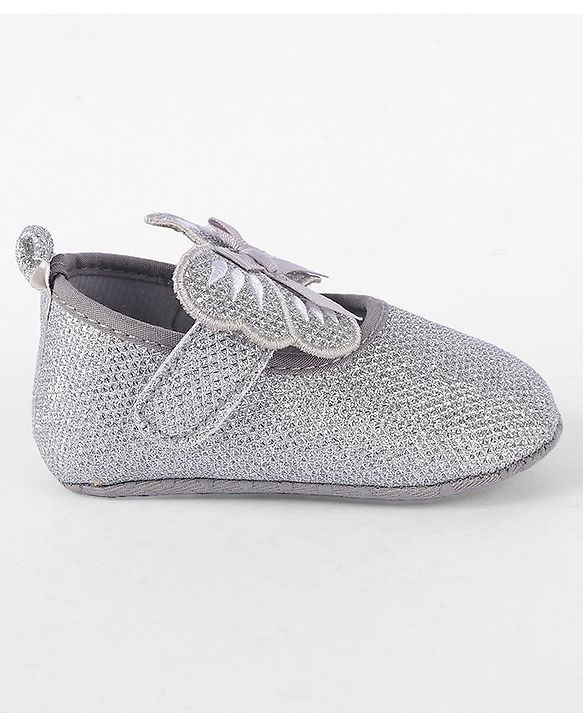 Cute Walk by Babyhug Booties Bow Applique - Silver