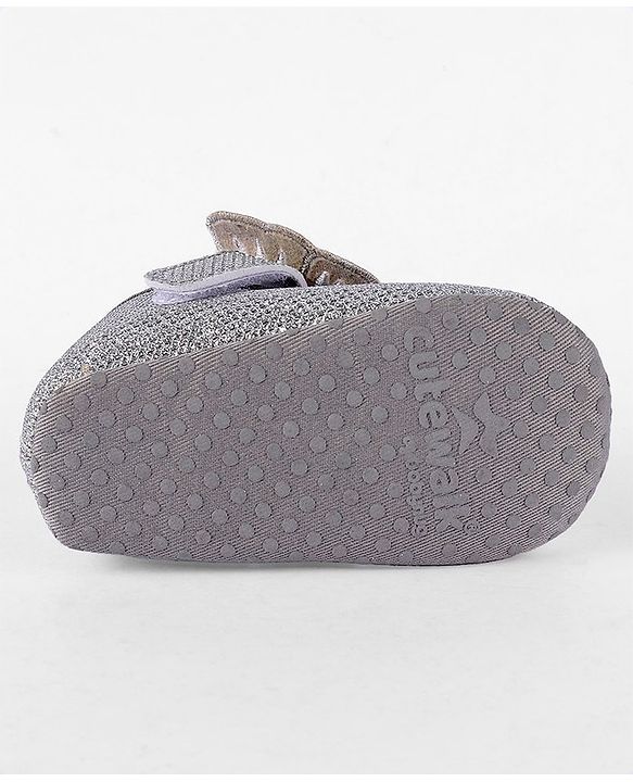 Cute Walk by Babyhug Booties Bow Applique - Silver