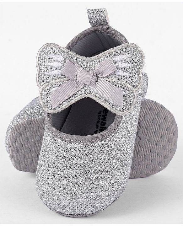 Cute Walk by Babyhug Booties Bow Applique - Silver