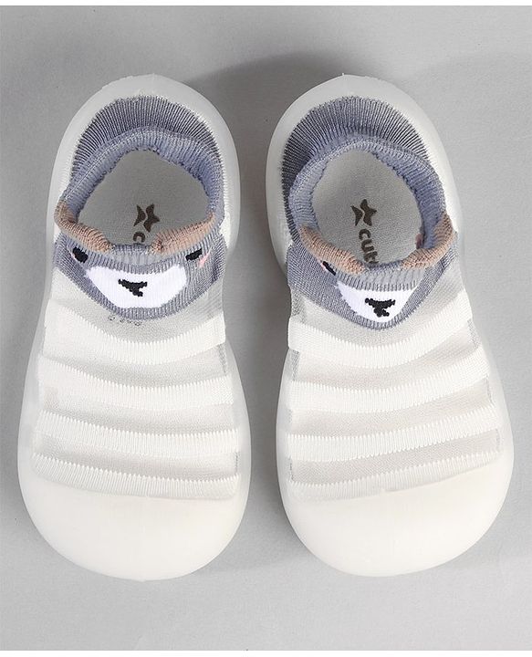 Cute Walk by Babyhug Bear Printed Socks Shoe - Grey & White