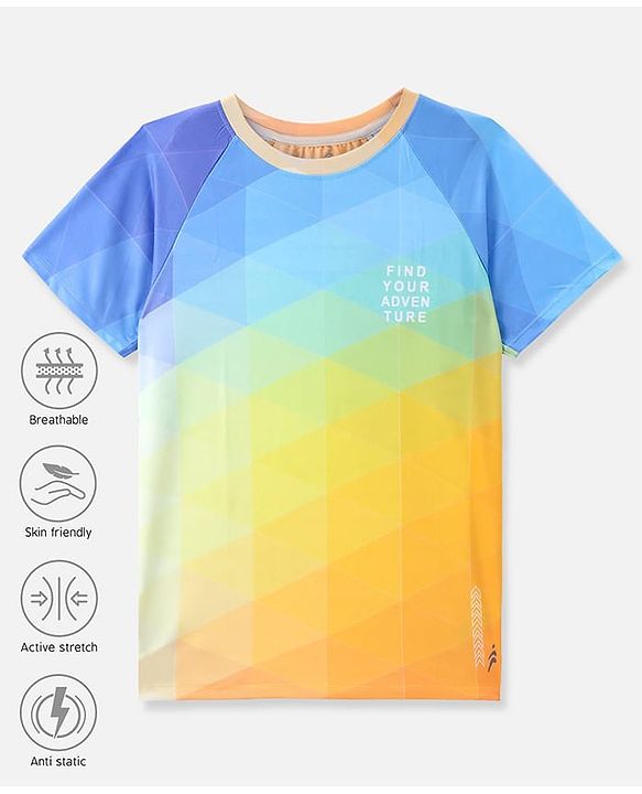 Pine Active Raglan Half Sleeves Sportswear T-Shirt With Abstract Print - Multicolor