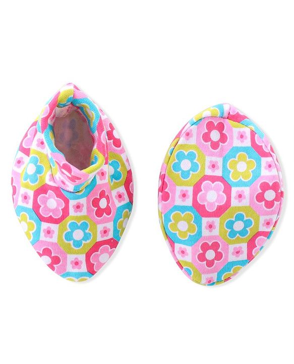 Babyhug 100% Cotton Knitted Cap Mittens & Booties with Floral Print- Pink