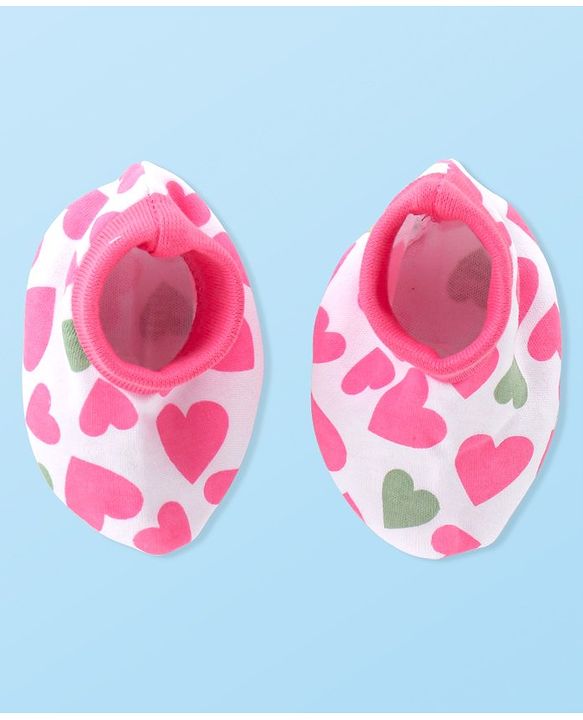 Babyhug 100% Cotton Knitted Cap Mittens & Booties with Heart Print- Pink