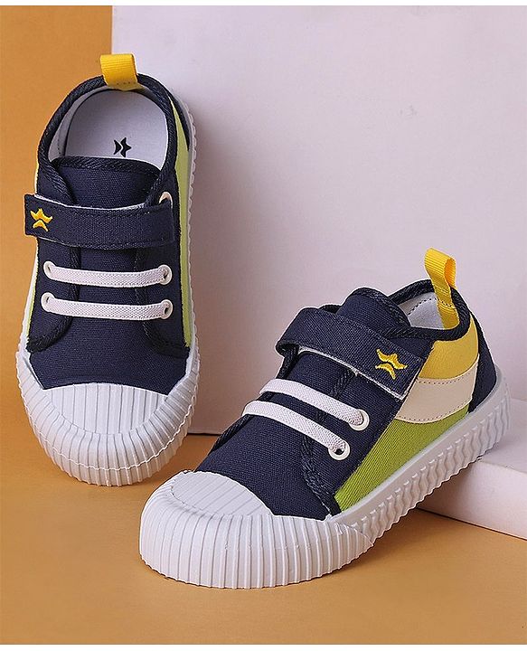 Cute Walk by Babyhug Casual Shoes with Velcro Closure and Star Design- Blue