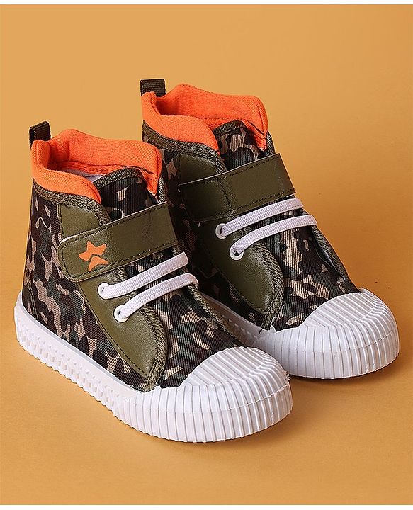 Cute Walk by Babyhug Casual Shoes with Velcro Closure Camouflage Print - Green