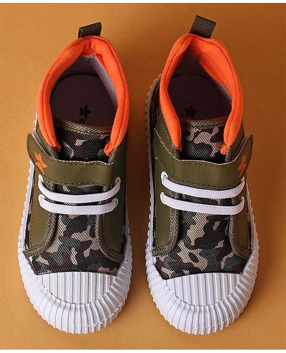 Cute Walk by Babyhug Casual Shoes with Velcro Closure Camouflage Print - Green