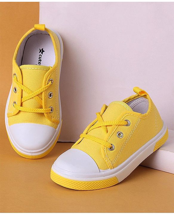 Cute Walk by Babyhug Casual Shoes - Yellow