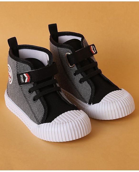 Cute Walk by Babyhug Velcro Closure Casual Shoes - Black