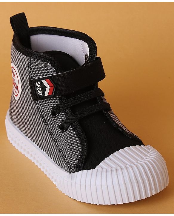 Cute Walk by Babyhug Velcro Closure Casual Shoes - Black