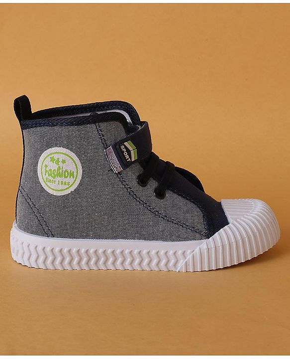 Cute Walk by Babyhug Velcro Closure Casual Shoes - Navy Blue