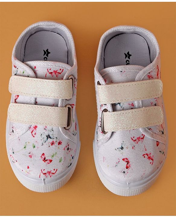 Cute Walk by Babyhug Casual Shoes with Velcro Closure Butterfly Print - White