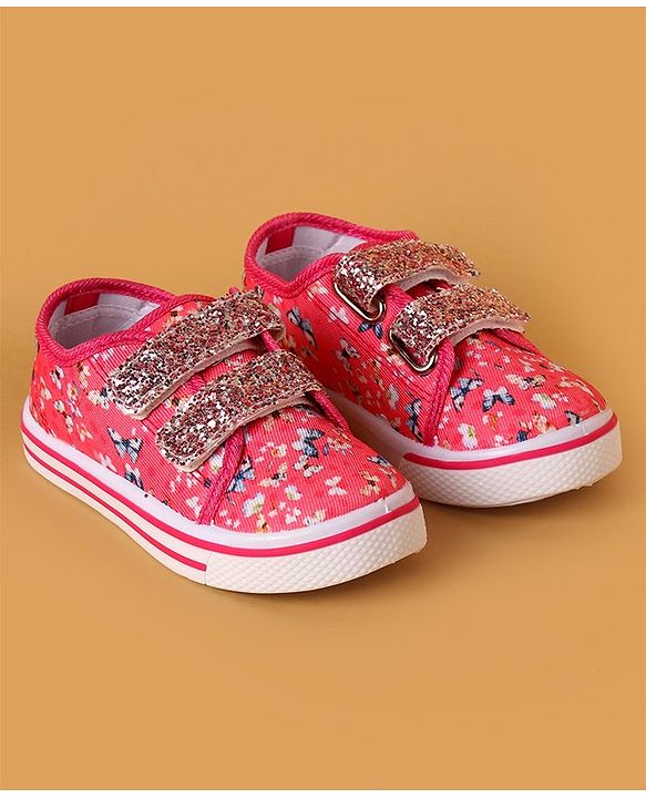 Cute Walk by Babyhug Casual Shoes with Velcro Closure Butterfly Print - White