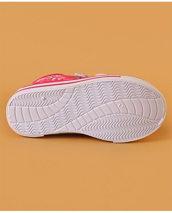 Cute Walk by Babyhug Casual Shoes with Velcro Closure Butterfly Print - White