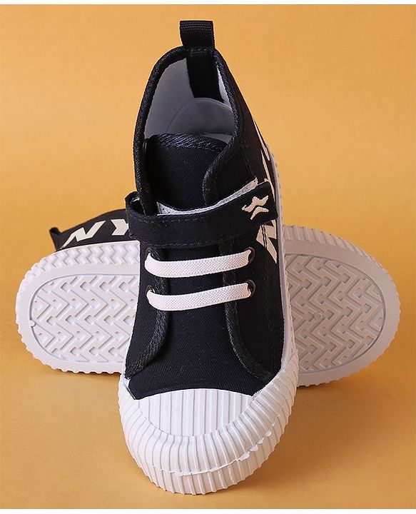 Cute Walk by Babyhug Casual Shoes with Velcro Closure-  Navy Blue