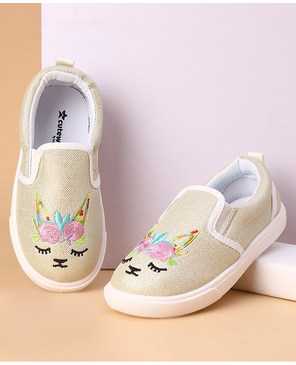 Cute Walk by Babyhug Unicorn Embroidered Slip On Casual Shoes - White