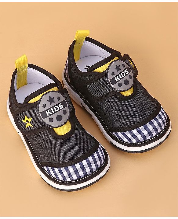 Cute Walk by Babyhug Musical Casual Shoes with Velcro Closure- Navy Blue