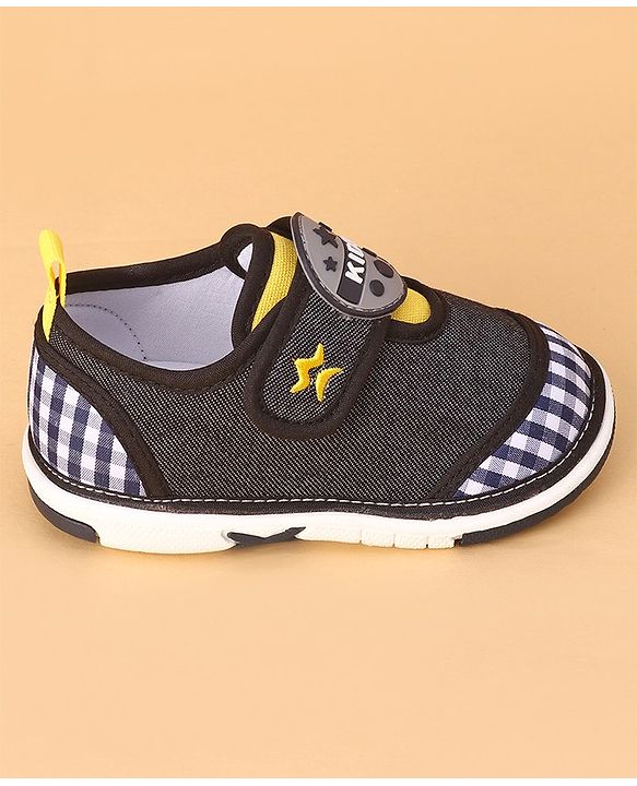 Cute Walk by Babyhug Musical Casual Shoes with Velcro Closure- Navy Blue