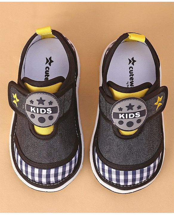 Cute Walk by Babyhug Musical Casual Shoes with Velcro Closure- Navy Blue