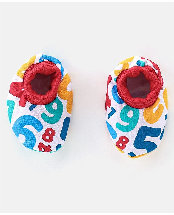 Babyhug 100% Cotton Knit Cap Mittens & Booties Set Numbers Print - Red & White