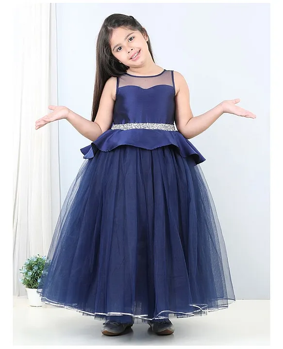 Tulle sweetheart ball gown prom dress.