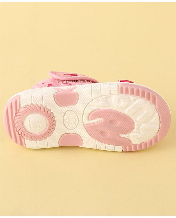 Cute Walk by Babyhug Velcro Closure Musical Sandals with Heart Print & Bow - Pink