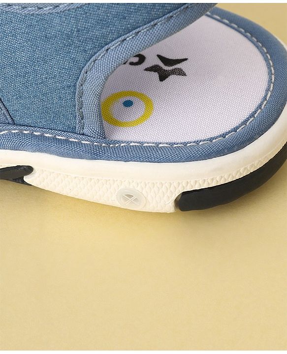 Cute Walk by Babyhug Musical Sandals With Velcro Closure - Light Blue