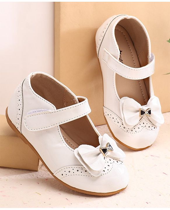 Cute Walk by Babyhug Ballerina with Bow Applique & Velcro Closure -White