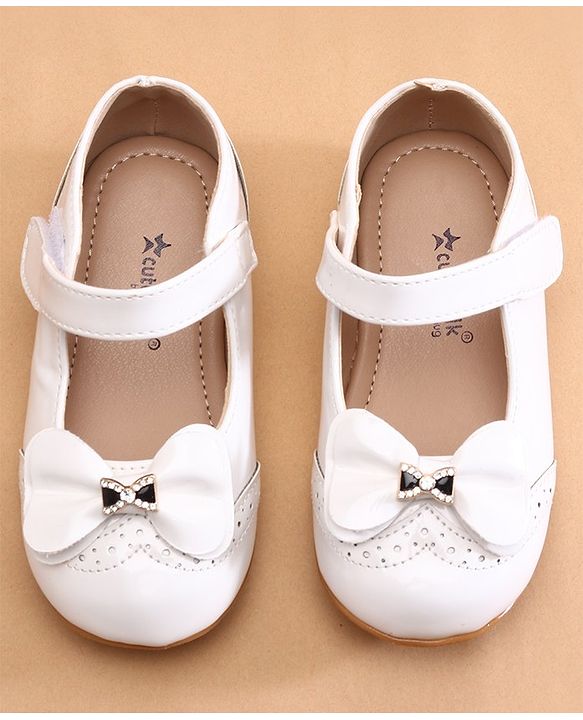 Cute Walk by Babyhug Ballerina with Bow Applique & Velcro Closure -White